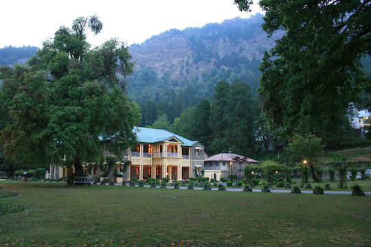 Balrampur House Heritage Hotels in Nainital x Solis Nature