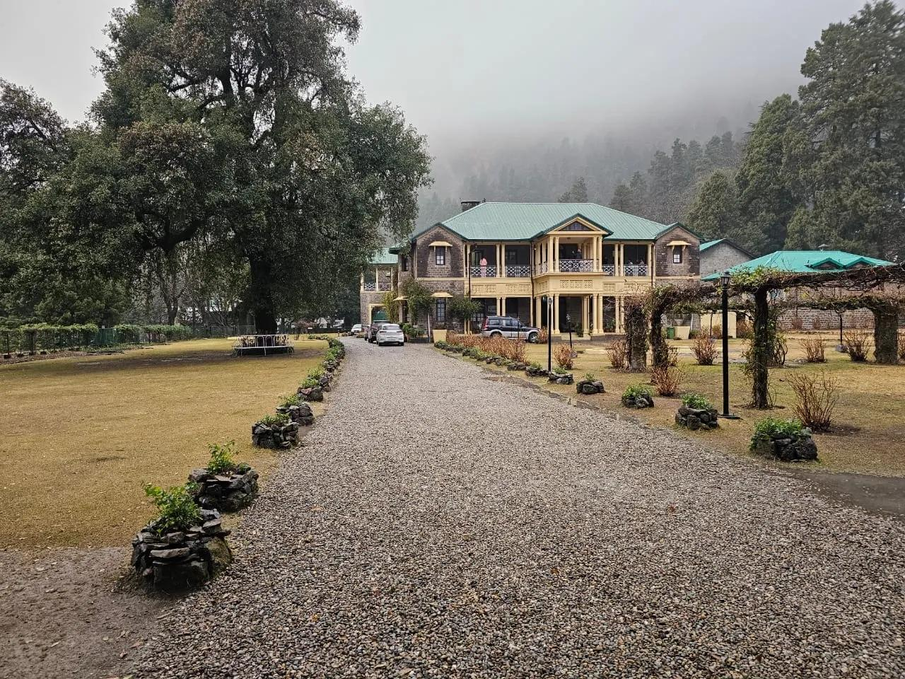 Balrampur House Heritage Hotels in Nainital x Solis Nature