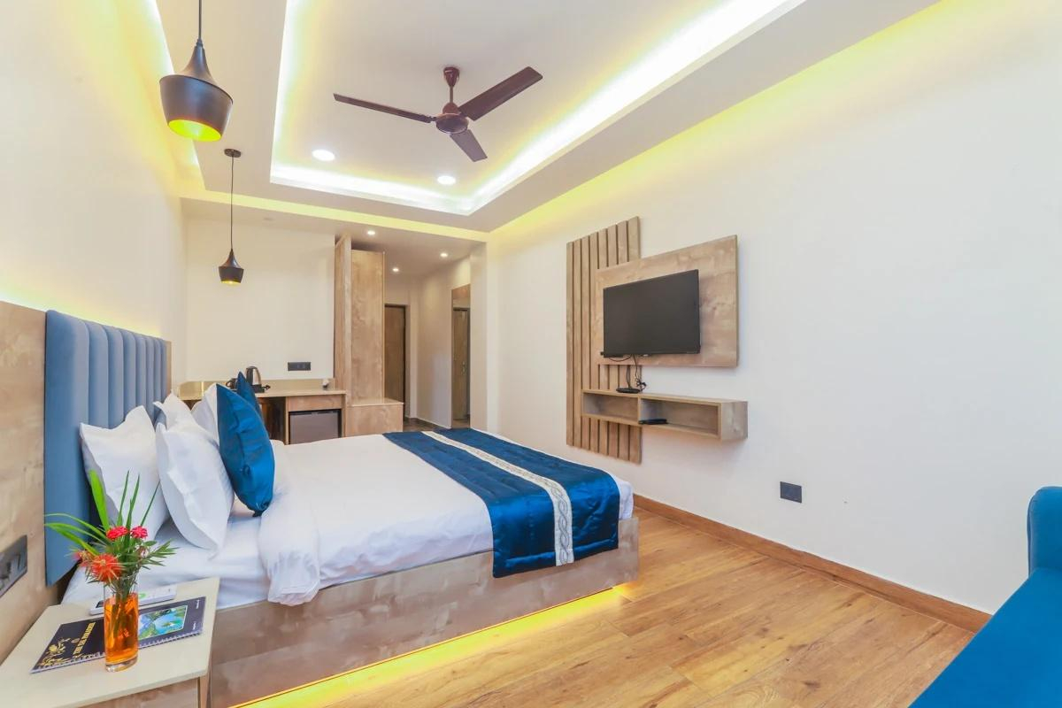 The Tal Paradise x Solis Nature