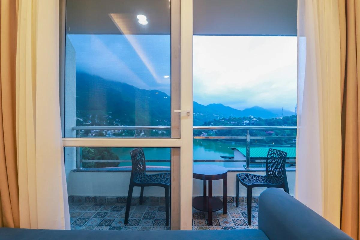 The Tal Paradise x Solis Nature