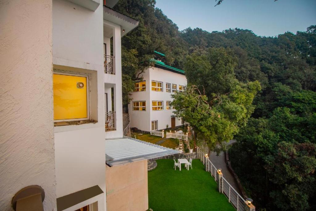 Baris resort Mussoorie x Solis Nature