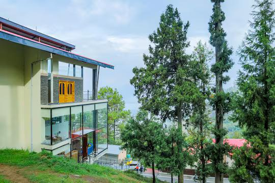 The Mountain Paradise Resort, Almora x Solis Nature