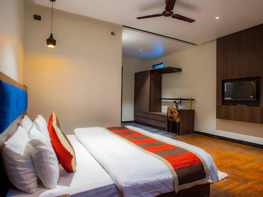 The Mountain Paradise Resort, Almora x Solis Nature