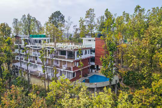 The First view Resort, Lansdowne x Solis Nature