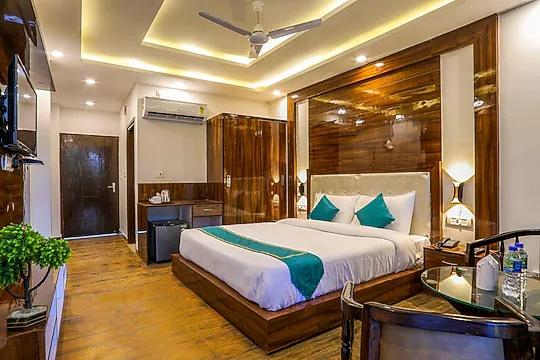 The First view Resort, Lansdowne x Solis Nature