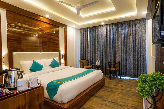 The First view Resort, Lansdowne x Solis Nature