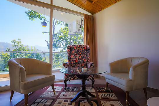 The First view Resort, Lansdowne x Solis Nature