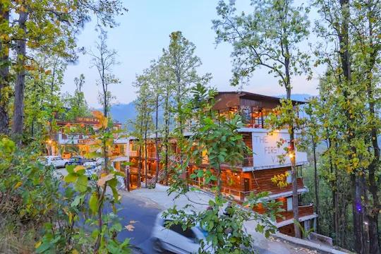 The First view Resort, Lansdowne x Solis Nature