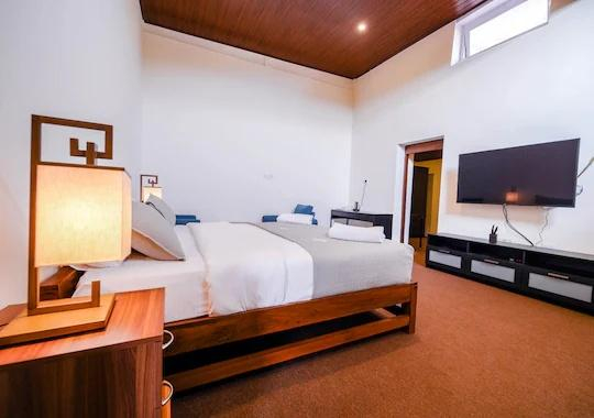 Lauriston Villa Ooty by VOYE HOMES x Solis Nature