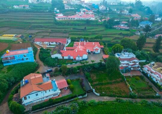 A J Heritage Resort Ooty by VOYE HOMES x Solis Nature