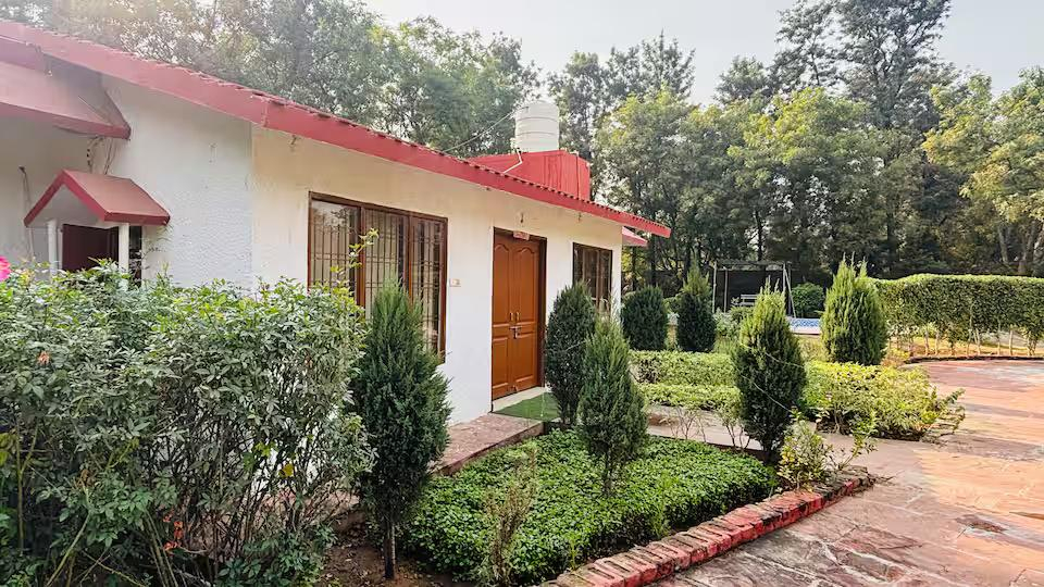 Ananda Bagh by UMR | 4BHK-Pool Farm in Gurgaon x Solis Nature