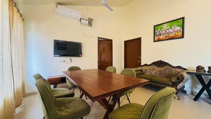 Ananda Bagh by UMR | 4BHK-Pool Farm in Gurgaon x Solis Nature