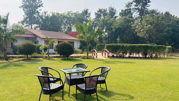 Ananda Bagh by UMR | 4BHK-Pool Farm in Gurgaon x Solis Nature