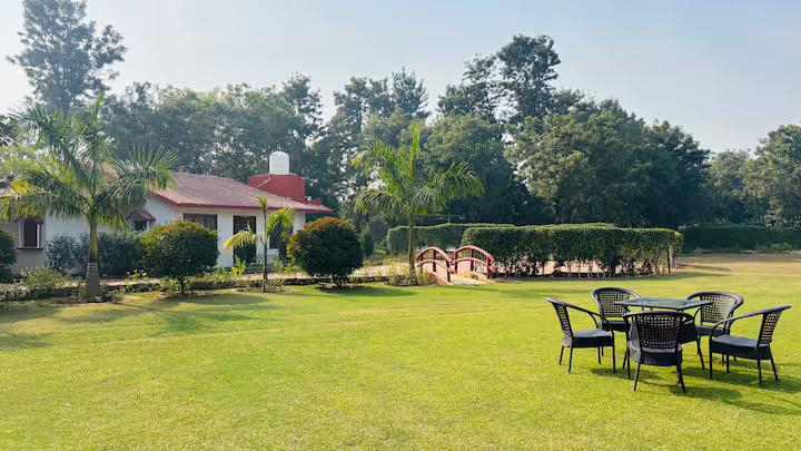 Ananda Bagh by UMR | 4BHK-Pool Farm in Gurgaon x Solis Nature