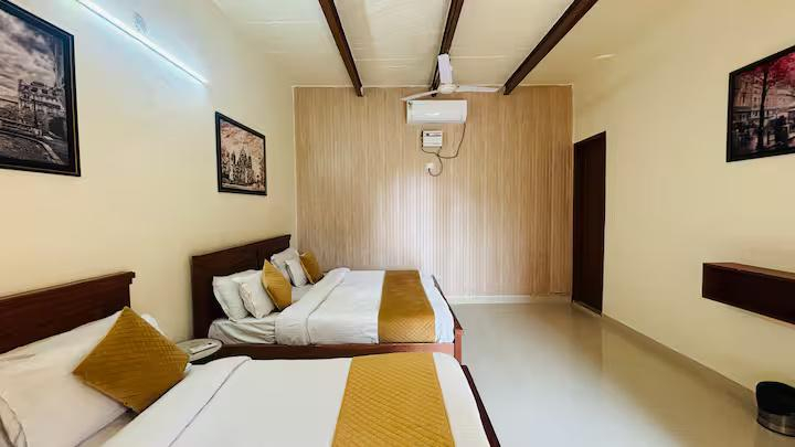 Ananda Bagh by UMR | 4BHK-Pool Farm in Gurgaon x Solis Nature