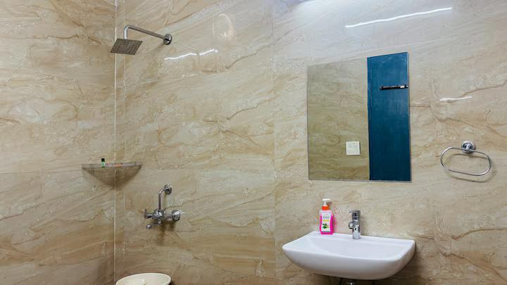 Ananda Bagh by UMR | 4BHK-Pool Farm in Gurgaon x Solis Nature