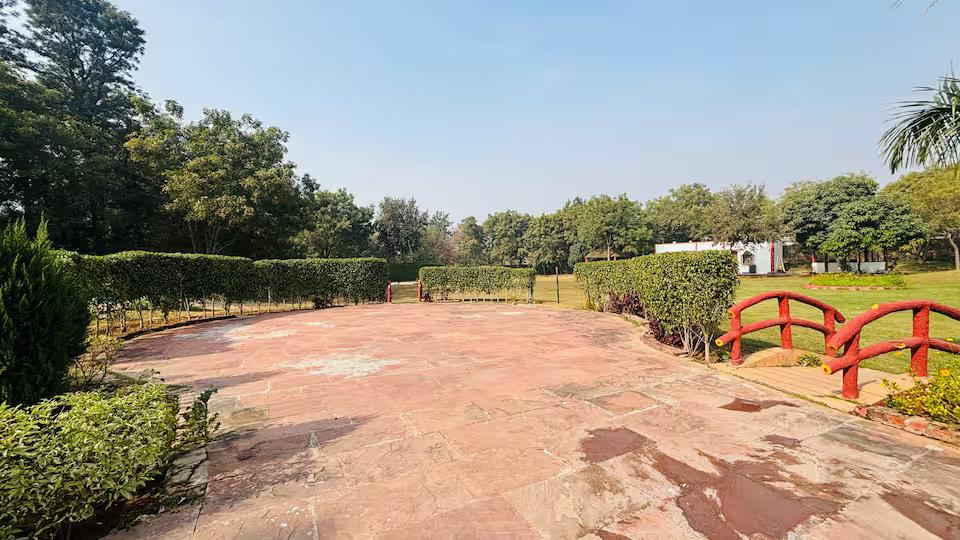 Ananda Bagh by UMR | 4BHK-Pool Farm in Gurgaon x Solis Nature