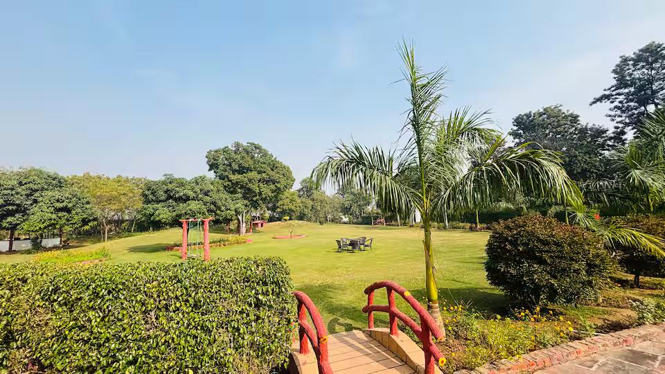 Ananda Bagh by UMR | 4BHK-Pool Farm in Gurgaon x Solis Nature