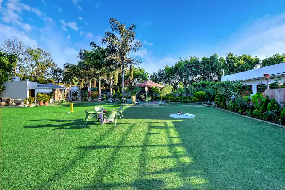 The Singh Farm - 4BHK Private Pool Farm House x Solis Nature