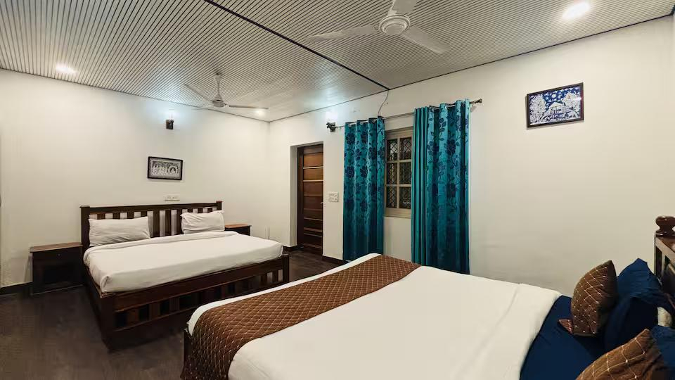 The Singh Farm - 4BHK Private Pool Farm House x Solis Nature