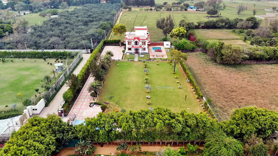 Sunrise Meadow Premium 4BHK Pool Farm in Gurgaon x Solis Nature