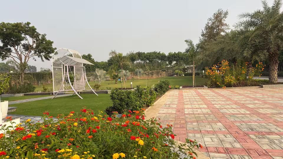 Sunrise Meadow Premium 4BHK Pool Farm in Gurgaon x Solis Nature