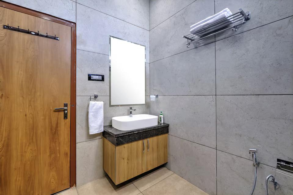 Sunrise Meadow Premium 4BHK Pool Farm in Gurgaon x Solis Nature