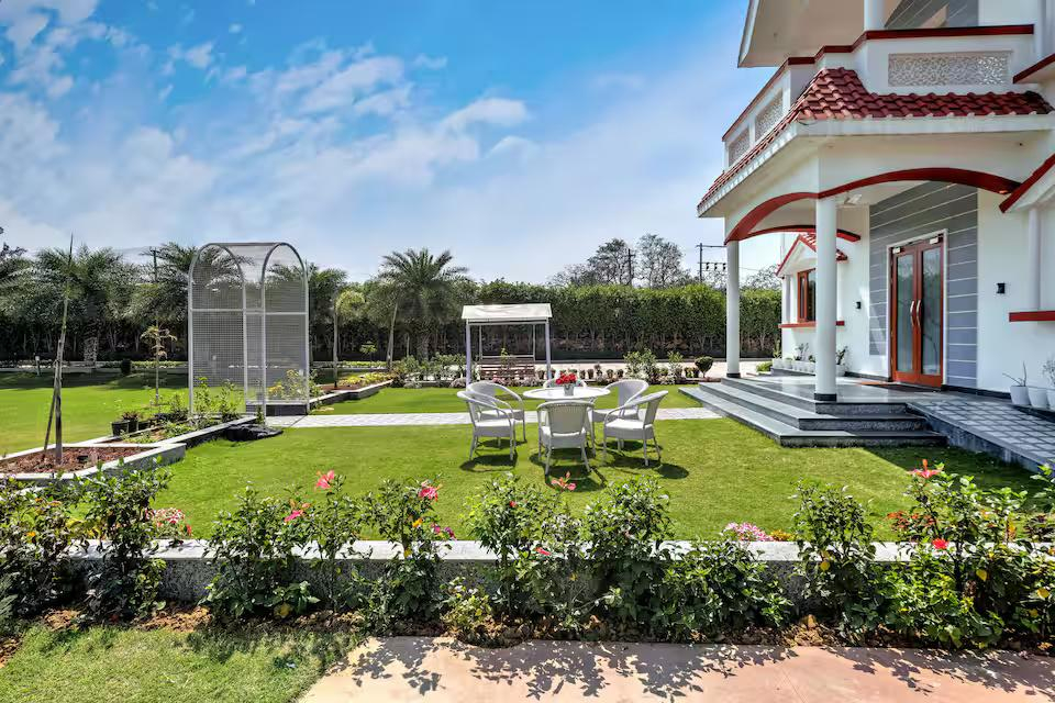 Sunrise Meadow Premium 4BHK Pool Farm in Gurgaon x Solis Nature