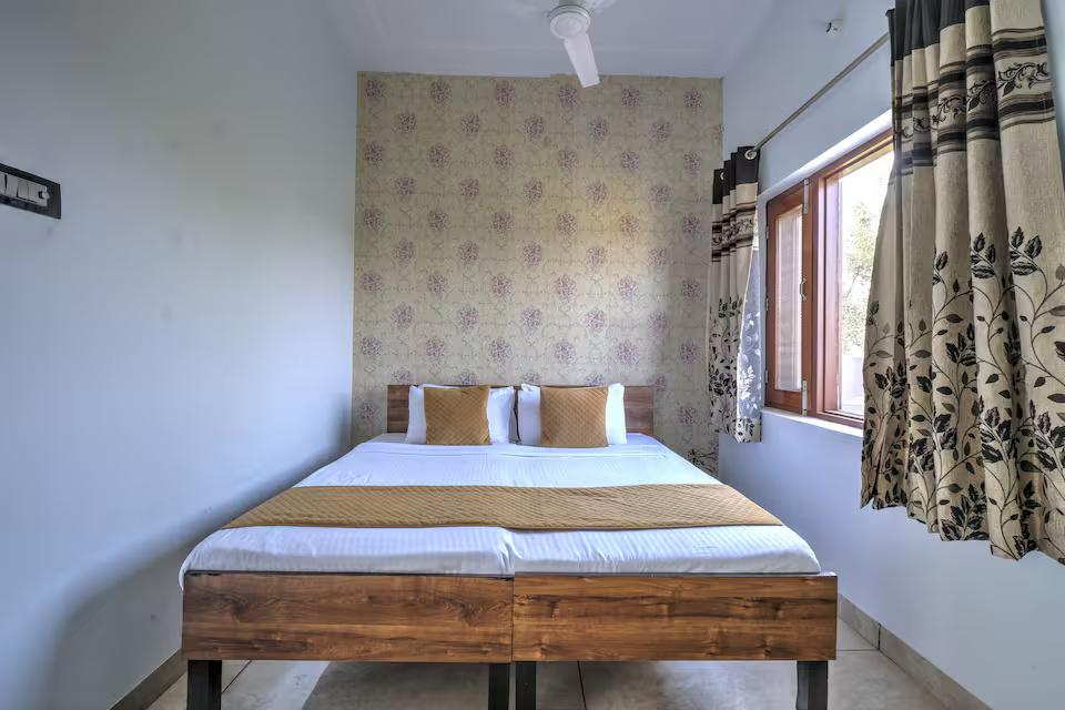 Sunrise Meadow Premium 4BHK Pool Farm in Gurgaon x Solis Nature