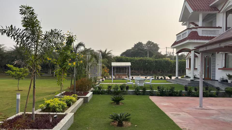 Sunrise Meadow Premium 4BHK Pool Farm in Gurgaon x Solis Nature