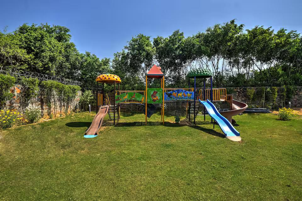 Sunrise Meadow Premium 4BHK Pool Farm in Gurgaon x Solis Nature