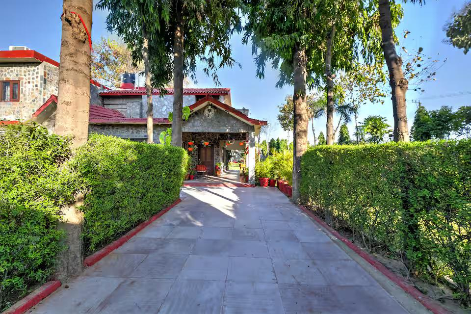 Talwar Farm – 4BHK Private Pool Farm Near Gurgaon x Solis Nature