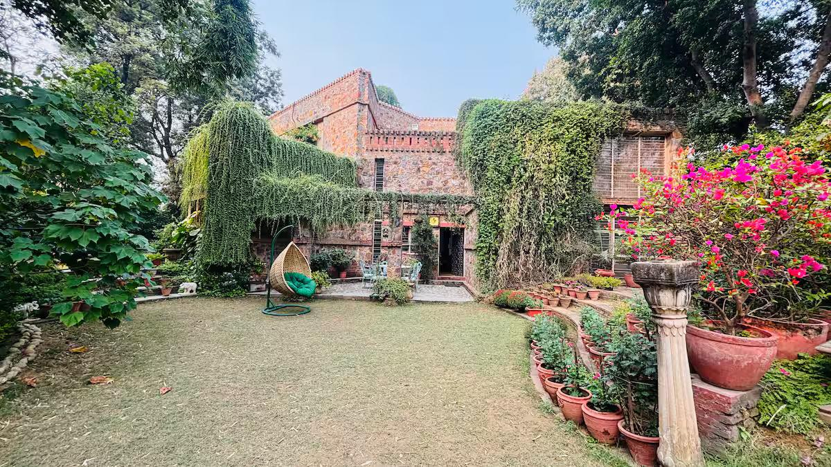 Willows Estate | 5BHK Rustic Pool Farm @ Gurgaon x Solis Nature