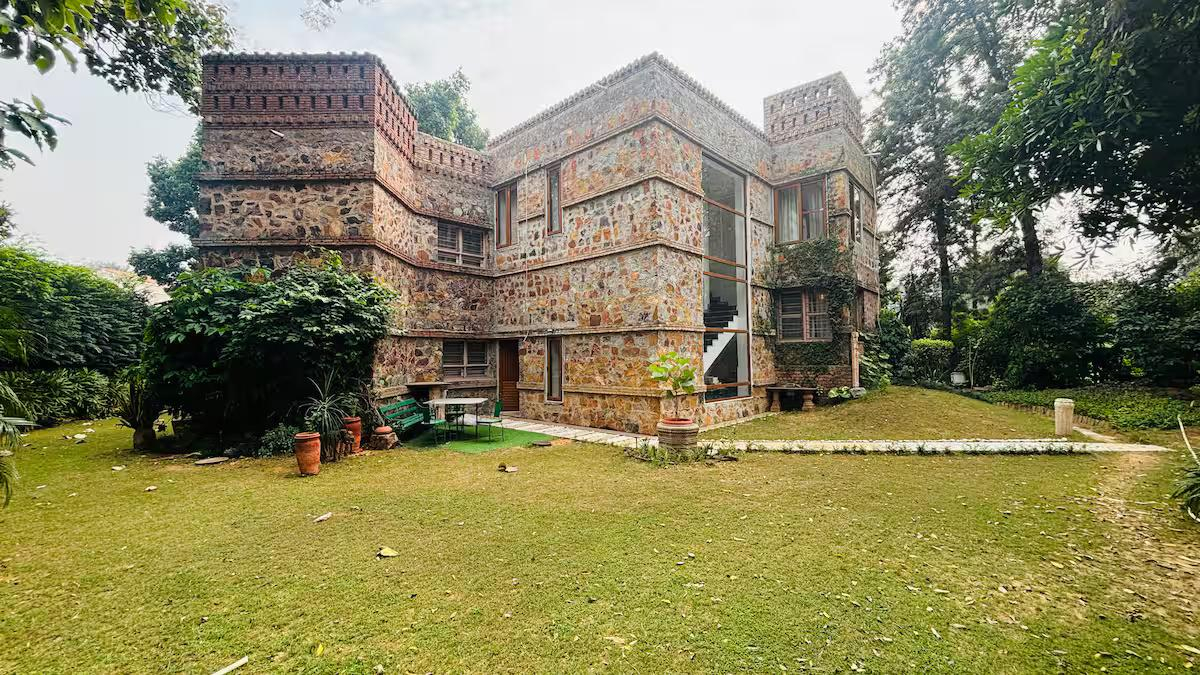 Willows Estate | 5BHK Rustic Pool Farm @ Gurgaon x Solis Nature