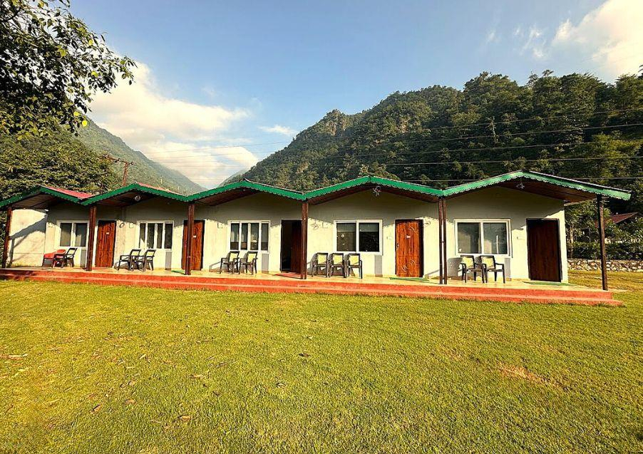 Camp Crossfire x Solis Nature