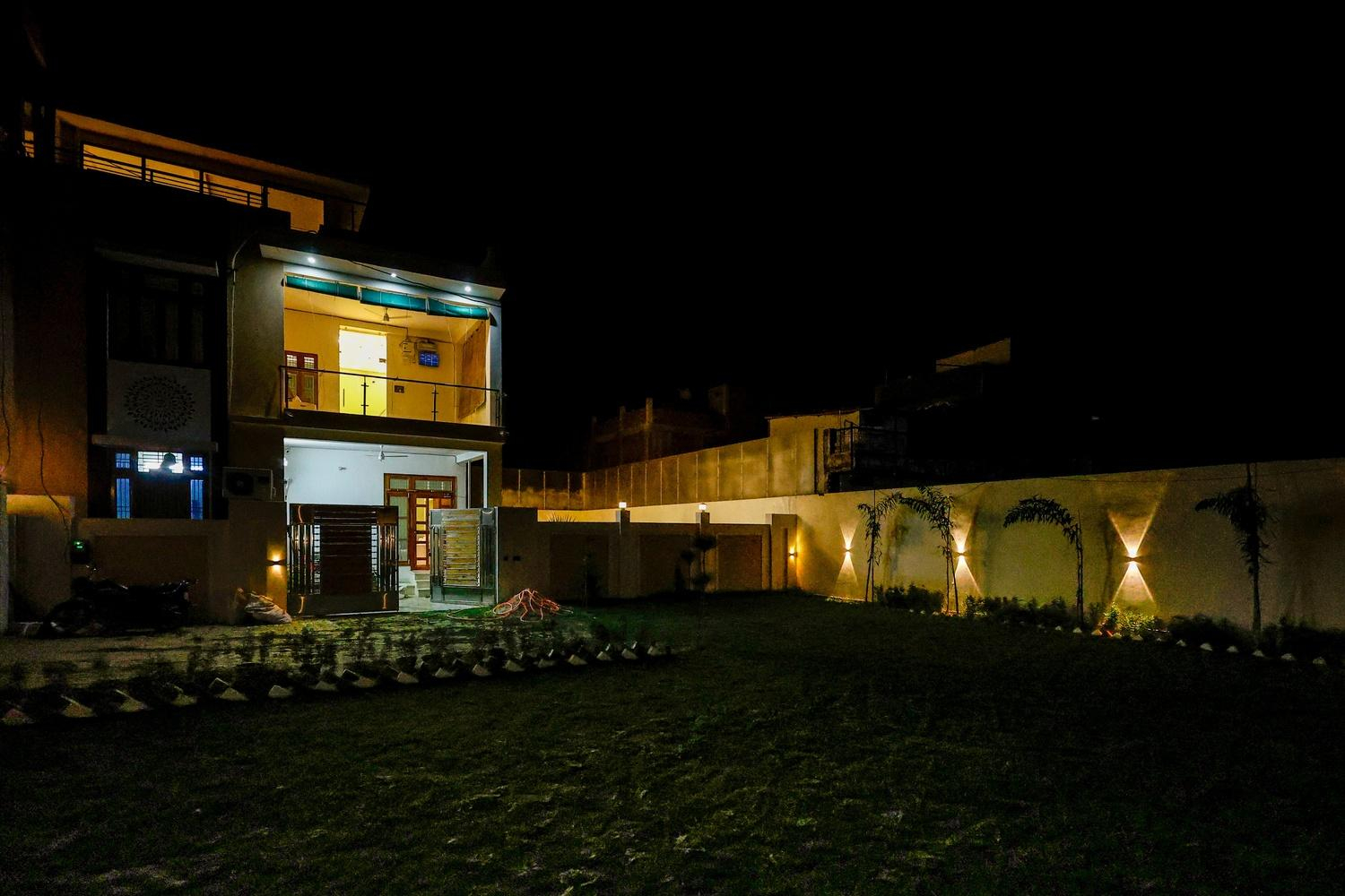 The Wayne Manor x Solis Nature