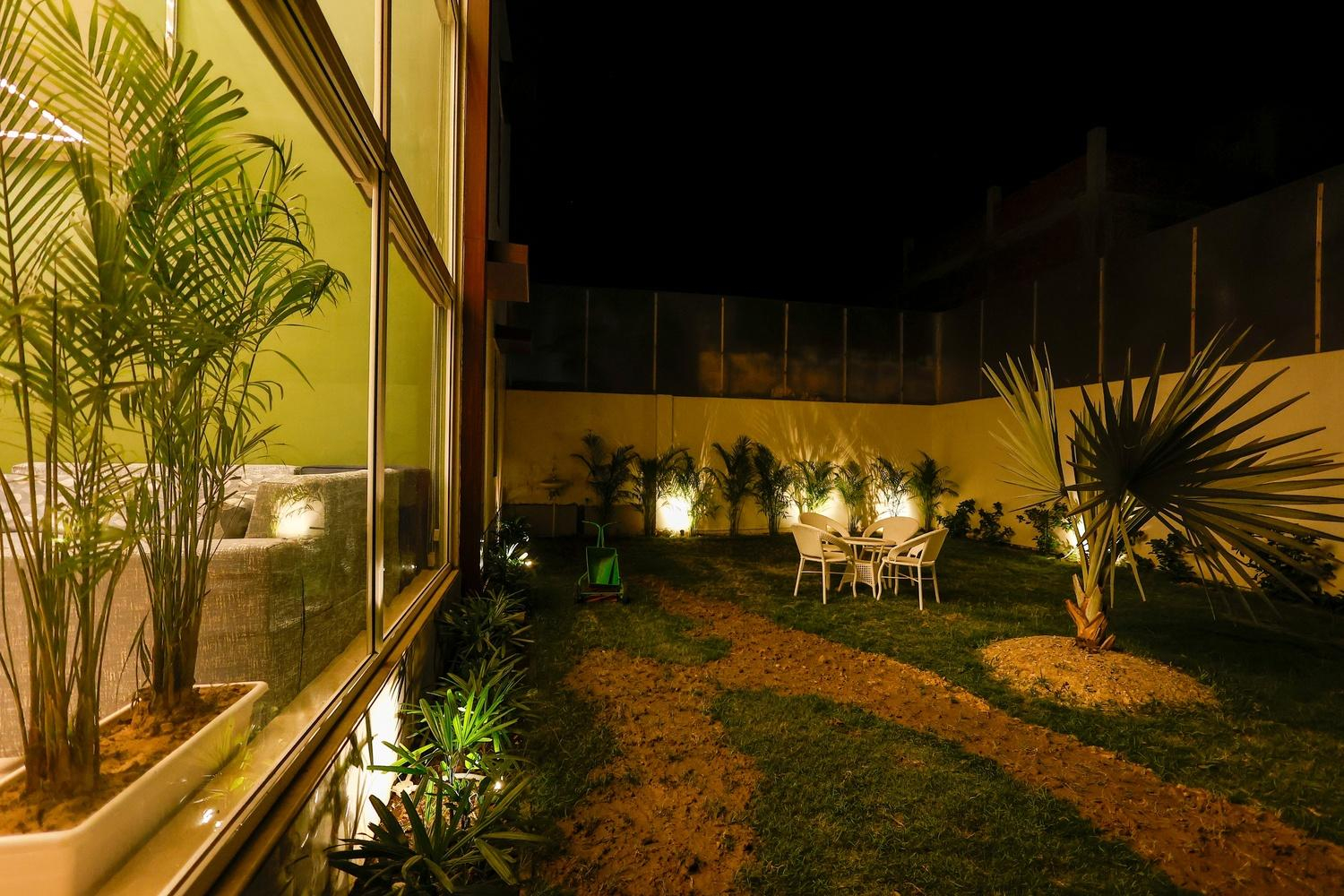 The Wayne Manor x Solis Nature