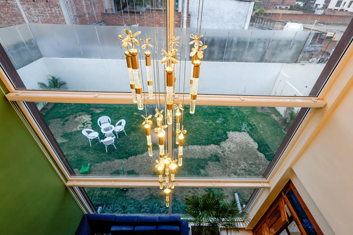 The Wayne Manor x Solis Nature