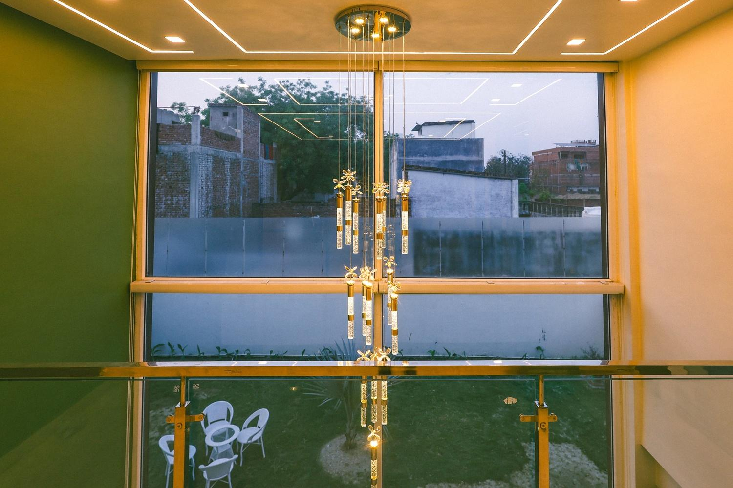 The Wayne Manor x Solis Nature