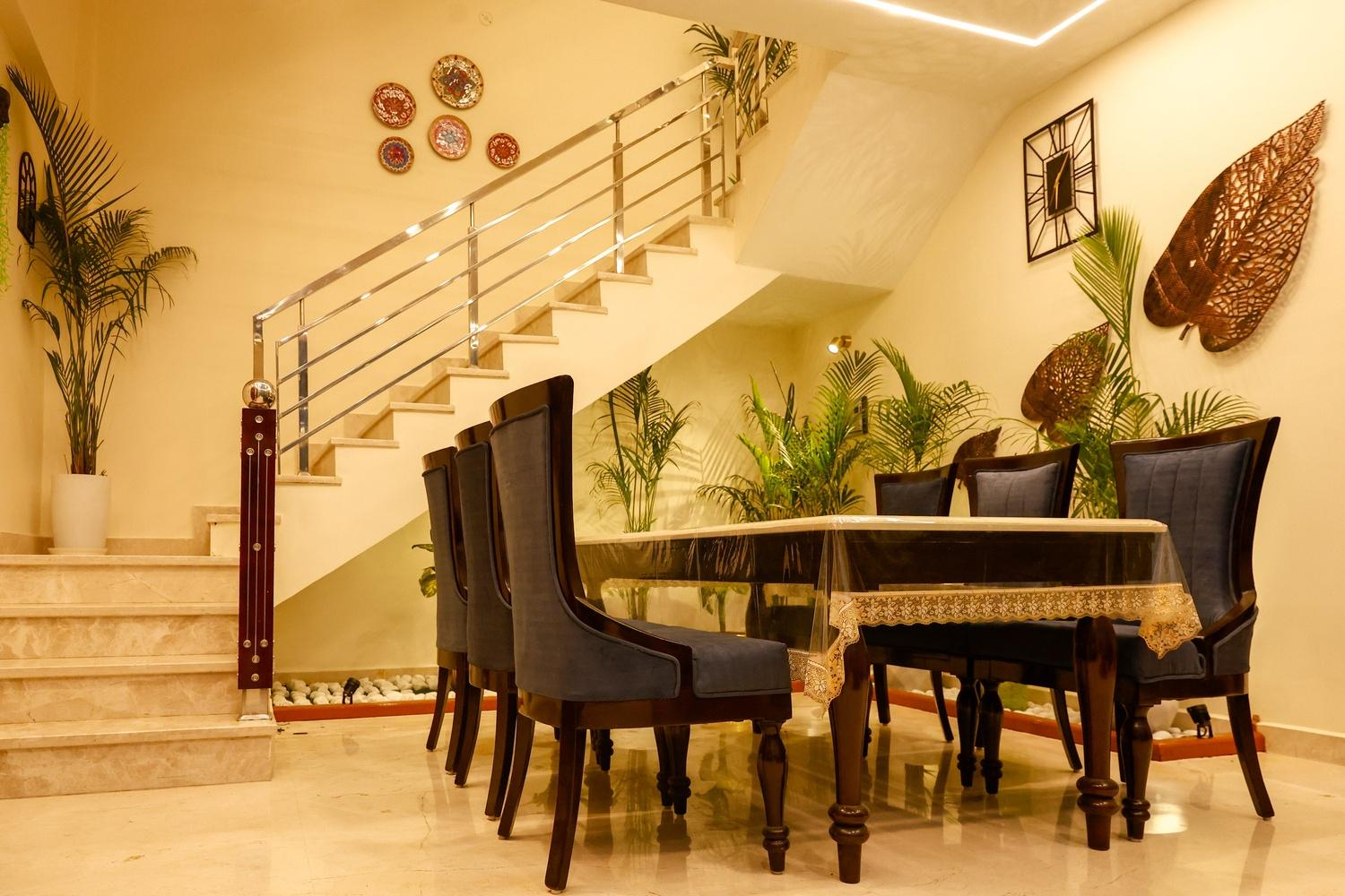 The Wayne Manor x Solis Nature