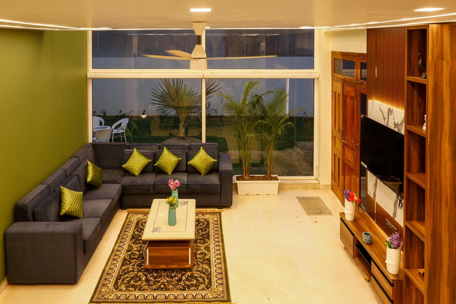 The Wayne Manor x Solis Nature