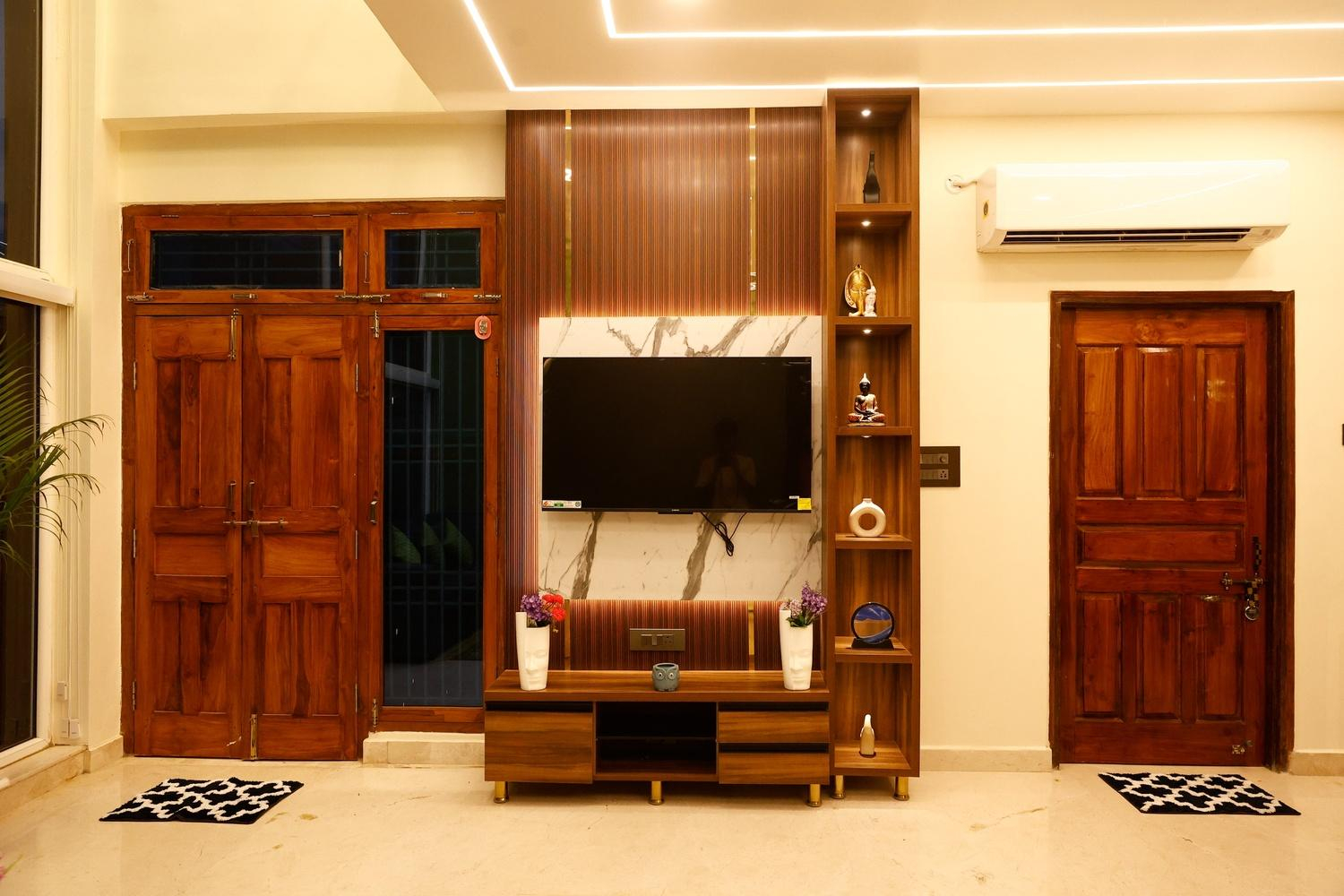 The Wayne Manor x Solis Nature