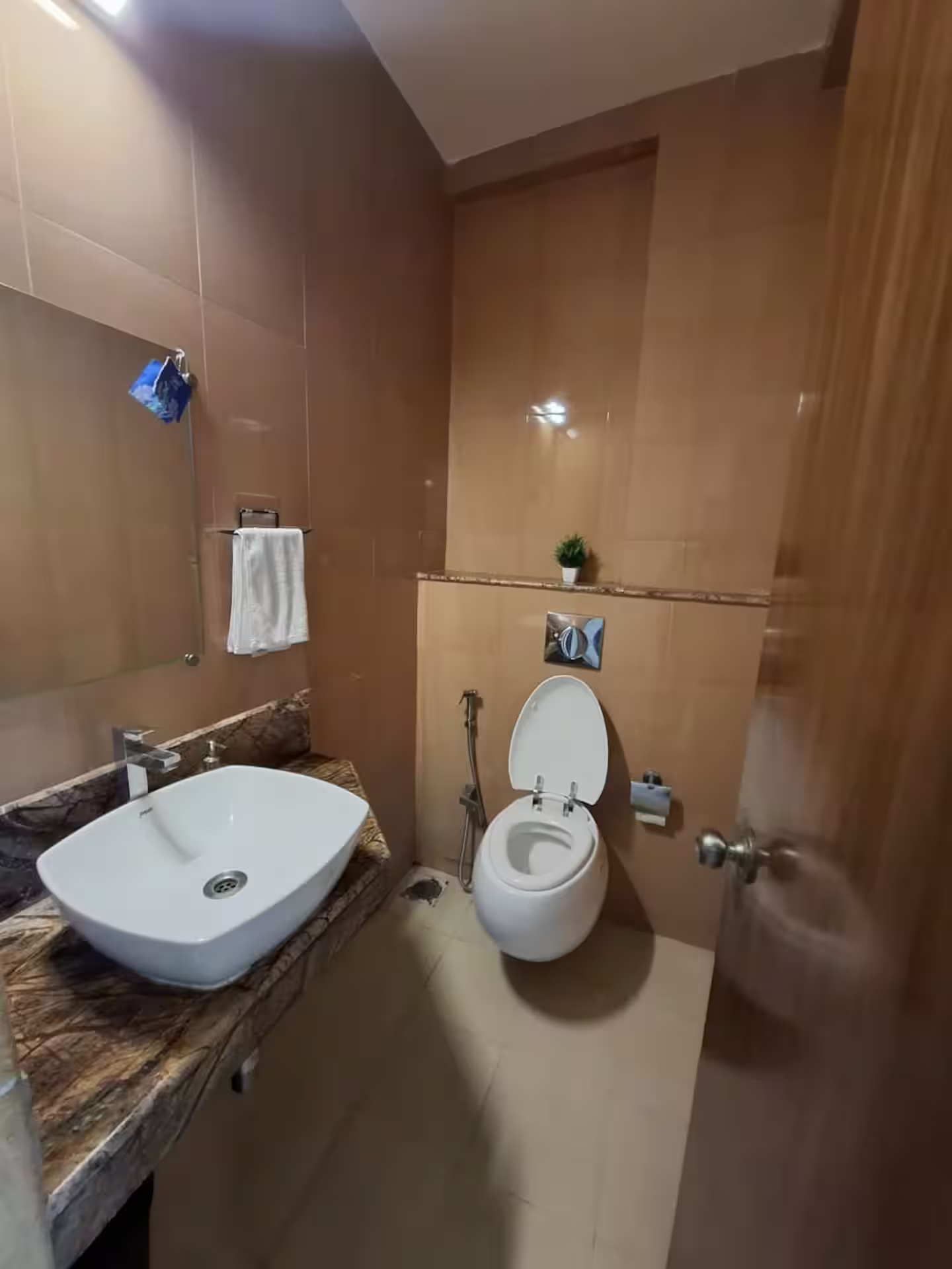 Anantam - C001 x Solis Nature