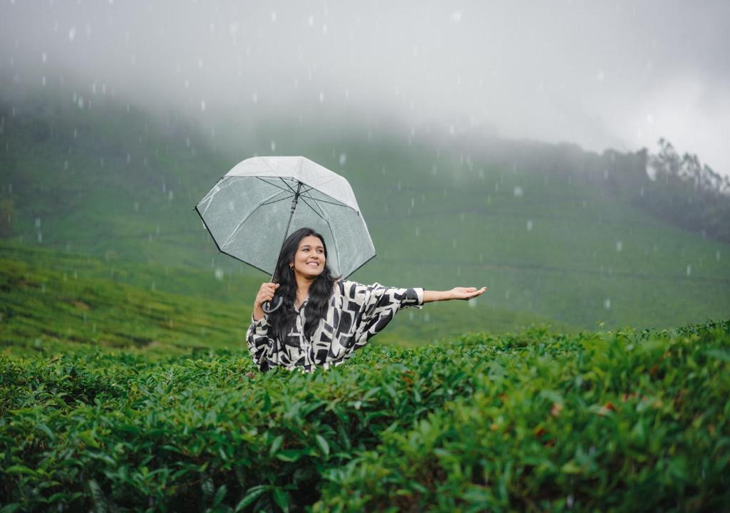 Arivikad Tea Bungalow Munnar by VOYE HOMES x Solis Nature