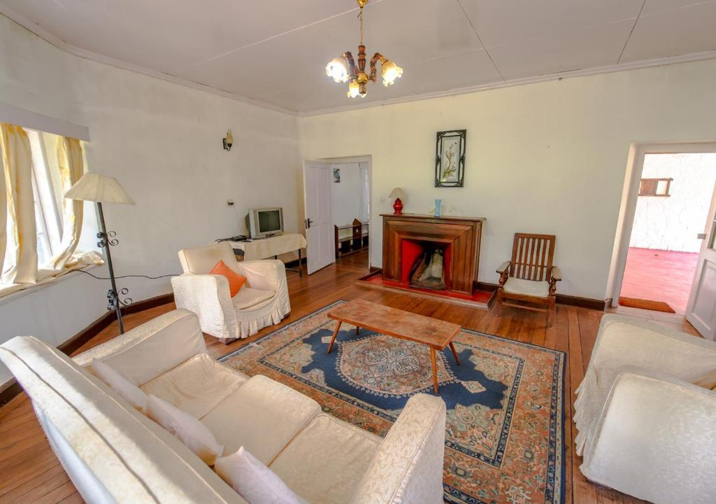 Arivikad Tea Bungalow Munnar by VOYE HOMES x Solis Nature