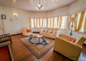 Arivikad Tea Bungalow Munnar by VOYE HOMES x Solis Nature