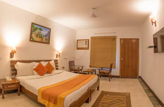 Serenity Corbett Resort x Solis Nature