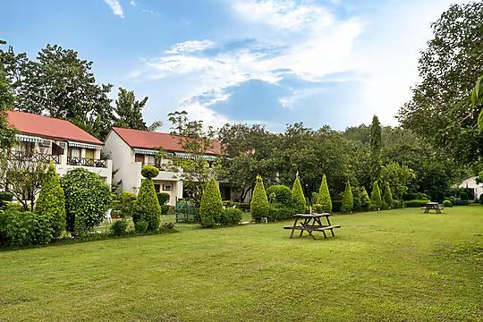 Serenity Corbett Resort x Solis Nature