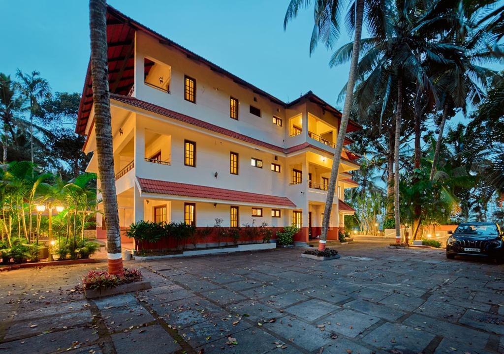 UshaSree Resort by VOYE HOMES x Solis Nature