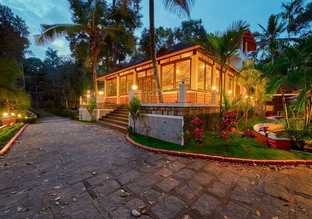 UshaSree Resort by VOYE HOMES x Solis Nature